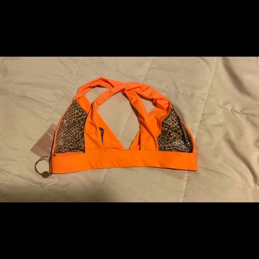 NWT Acacia Bolong Top in Nectar - Picture 3 of 3